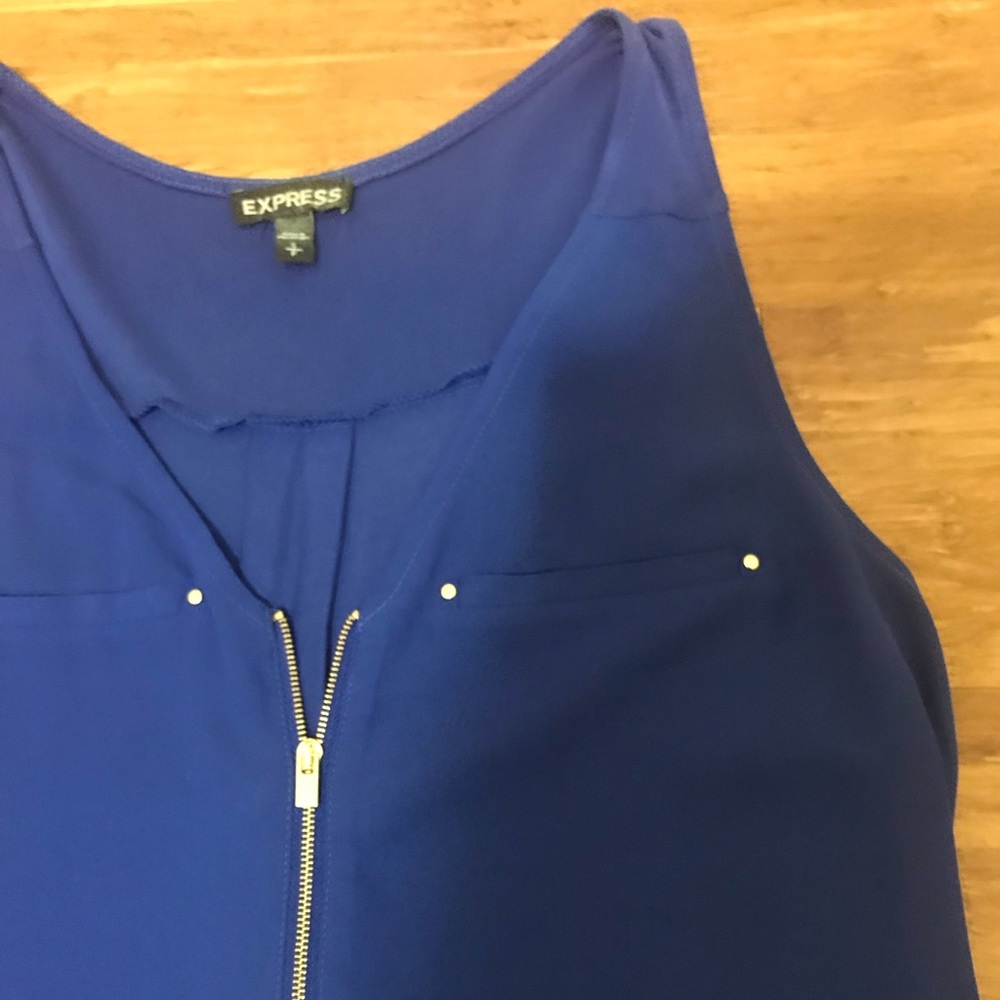 Blue Top - Picture 3 of 4